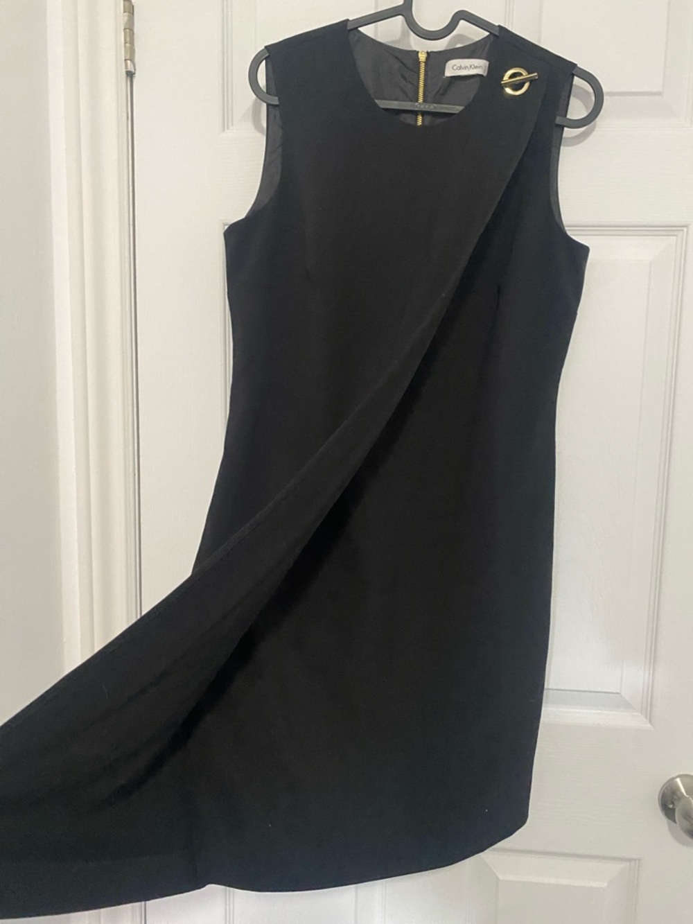 Calvin Klein - Black Sleeveless Mini Dress with Gold Pin - Picture 3 of 5